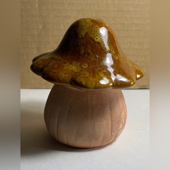 Mushroom Decor - Picture 4 of 4